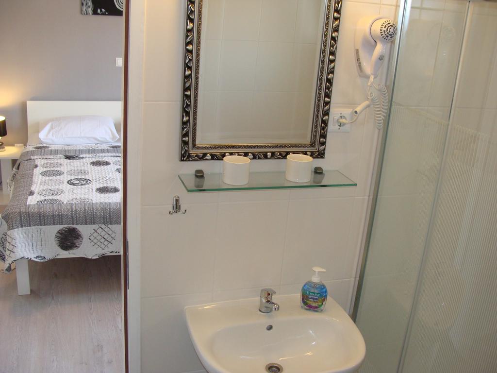 Guest House Dragic - Anex Zadar Quarto foto
